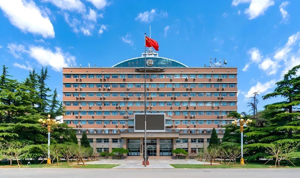1761527540718854.jpg 中国传媒大学(1).jpg